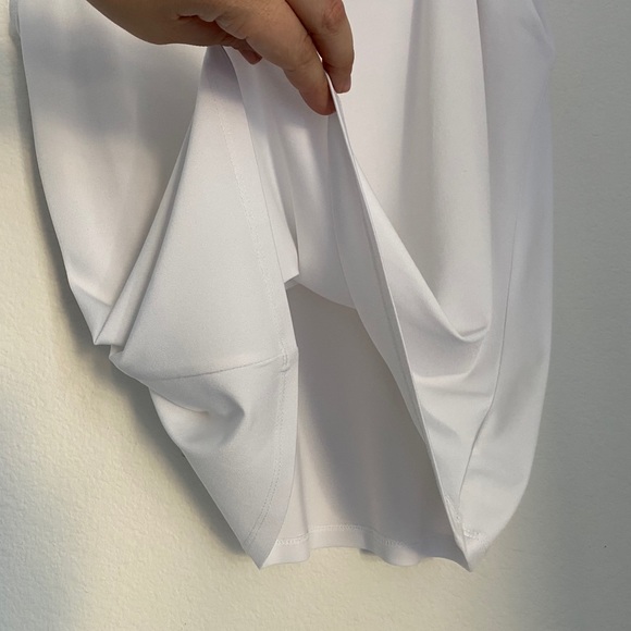 SOLD   Micheal Kors White & Gold Sleeveless Blouse - Picture 6 of 10